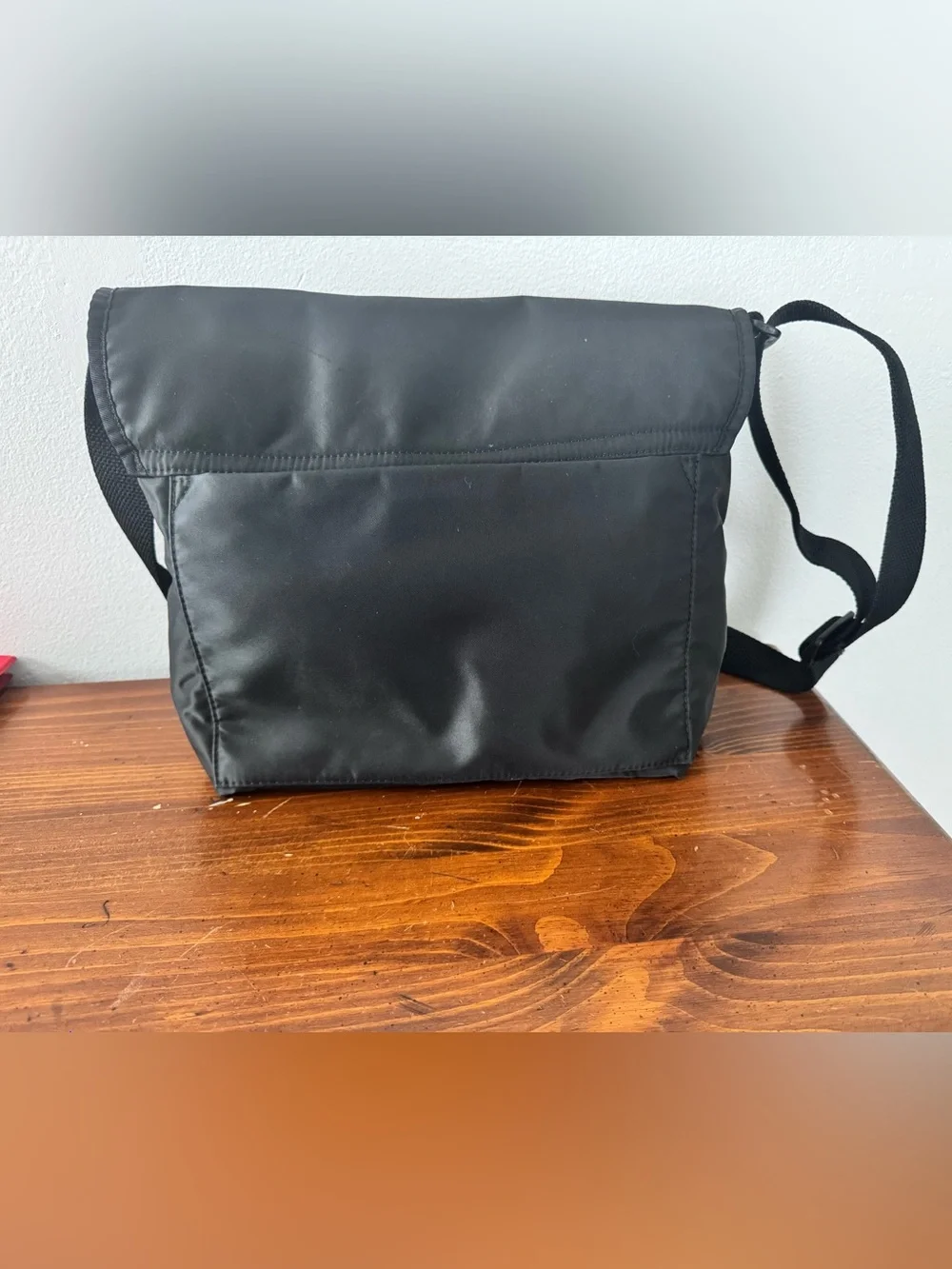 Kate Spade black Nylon Messenger Bag w/ adjustable shoulder strap